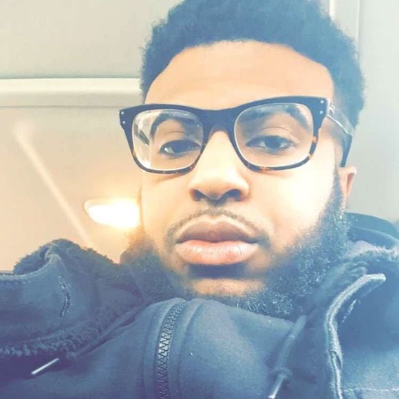 Meet your Posher, Indomitable - Picture 1 of 1